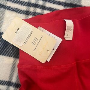 Size Small Seamless Fabletics red pants